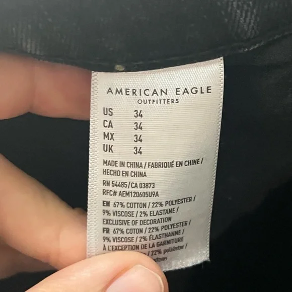 American Eagle Men's Black Denim Shorts - Picture 4 of 4